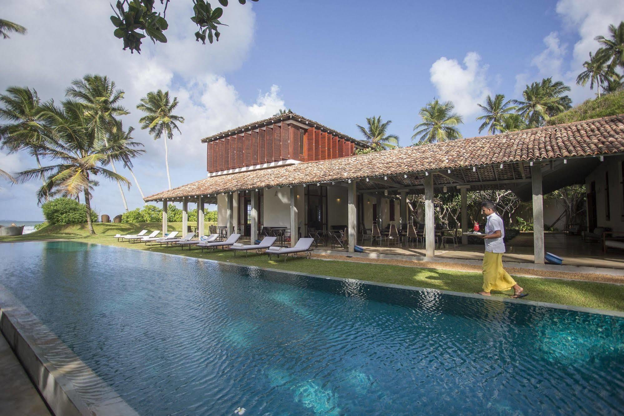 The Frangipani Tree By Edwards Collection Hotel Унаватуна Екстериор снимка